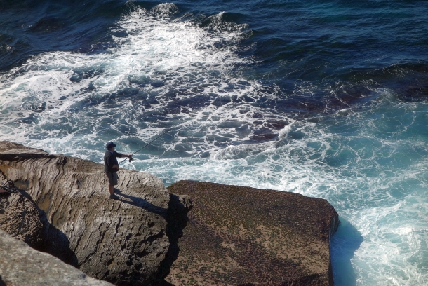 Dangerous fishing conditions on NSW coast